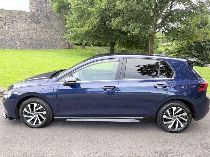 Volkswagen Golf 2023