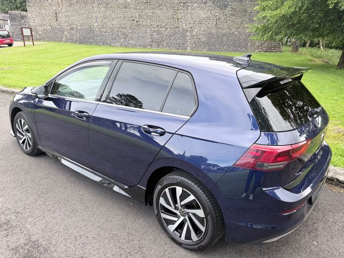 Volkswagen Golf 2023