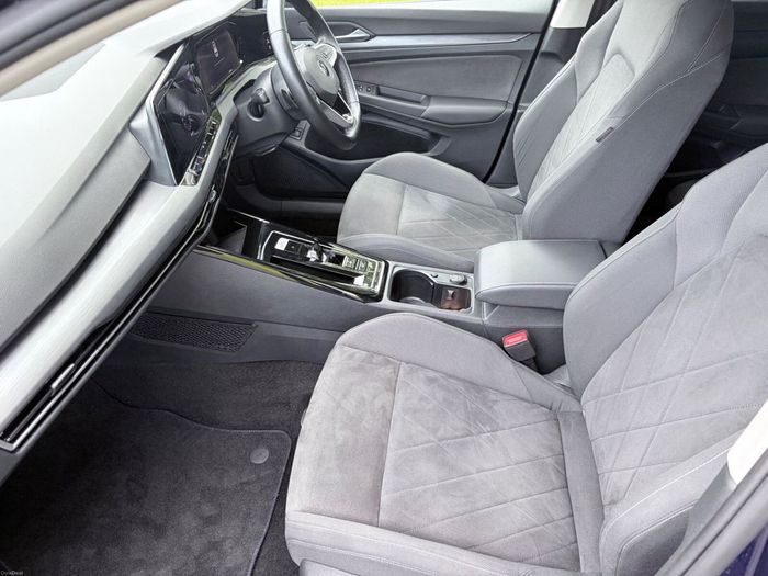 Volkswagen Golf 2023