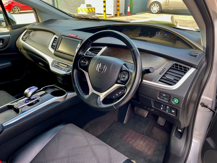 Honda Jade 2015