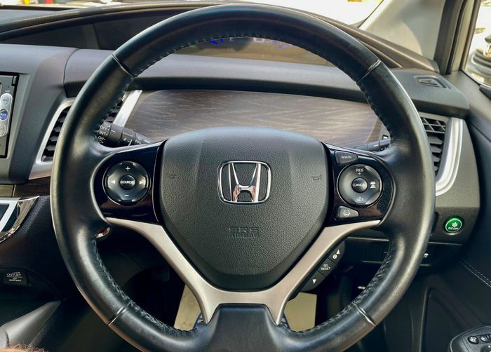 Honda Jade 2015