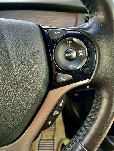 Honda Jade 2015