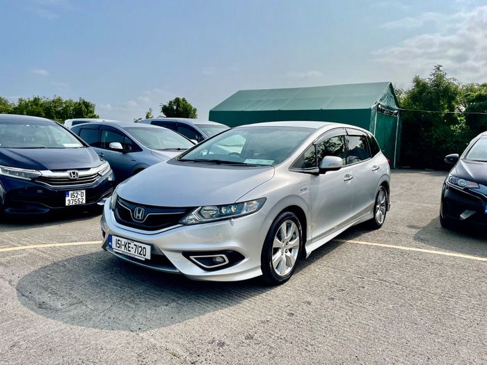 Honda Jade 2015