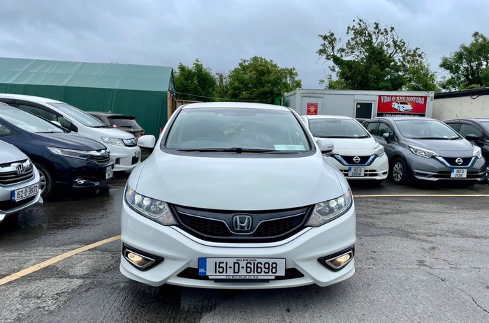 Honda Jade 2015