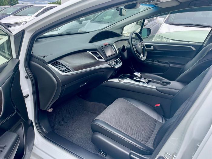 Honda Jade 2015