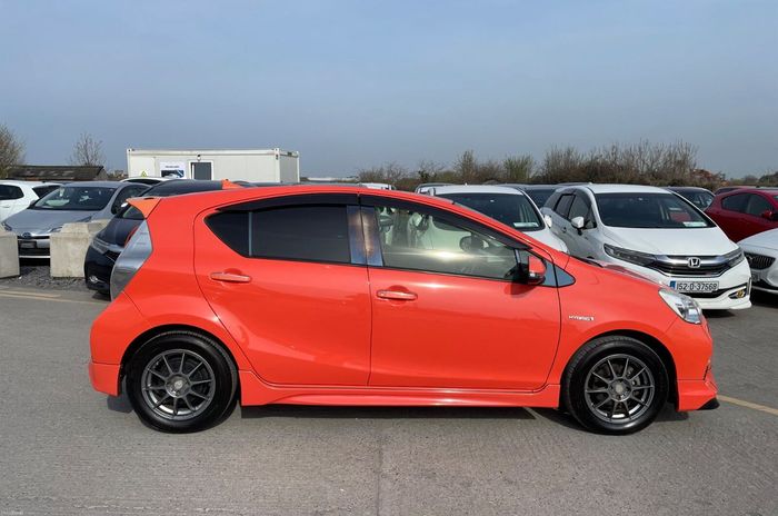 Toyota Aqua 2014