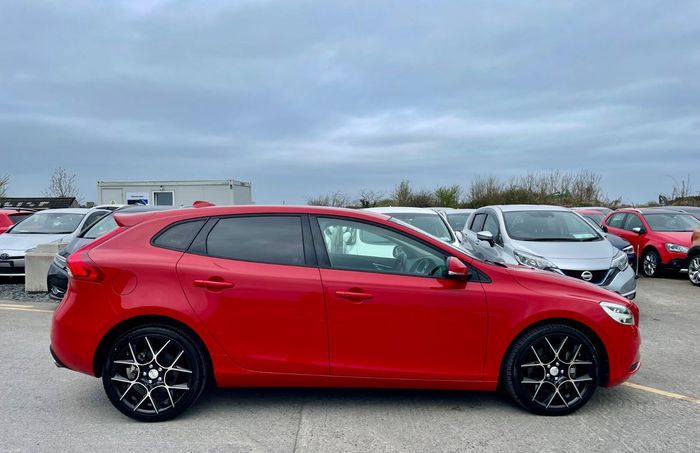 Volvo V40 2017