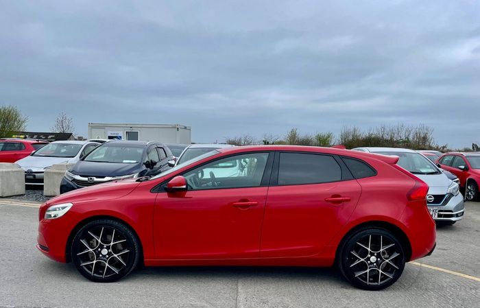 Volvo V40 2017