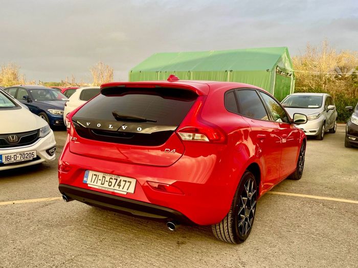 Volvo V40 2017