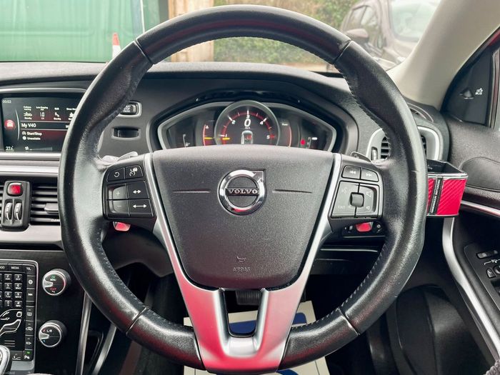 Volvo V40 2017