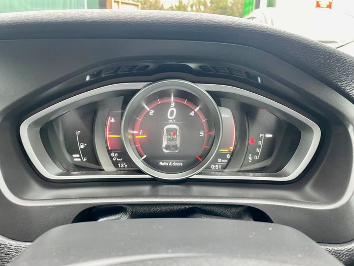 Volvo V40 2017