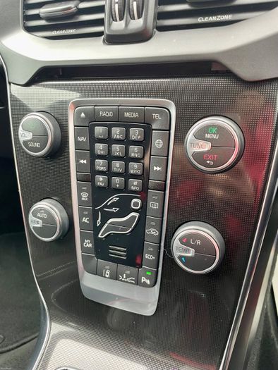 Volvo V40 2017