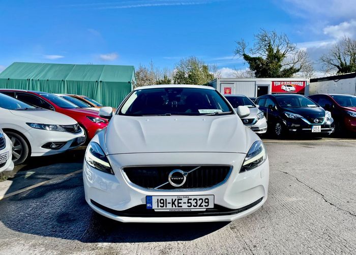 Volvo V40 2019