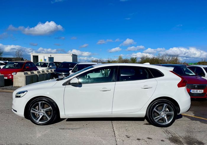 Volvo V40 2019