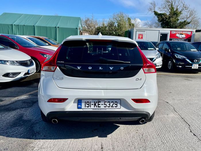 Volvo V40 2019