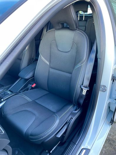 Volvo V40 2019