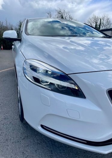 Volvo V40 2018