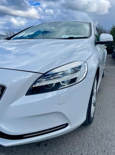 Volvo V40 2018