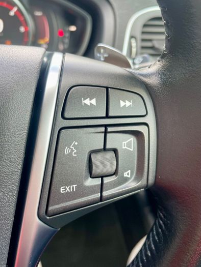 Volvo V40 2018