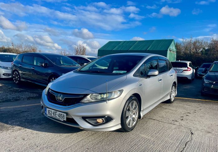 Honda Jade 2016