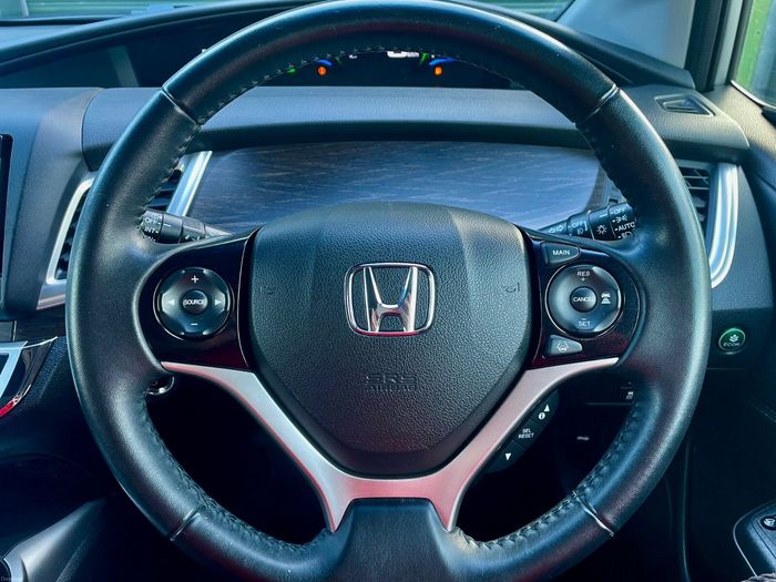 Honda Jade 2016
