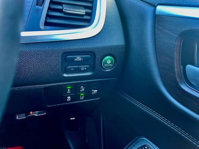Honda Jade 2016