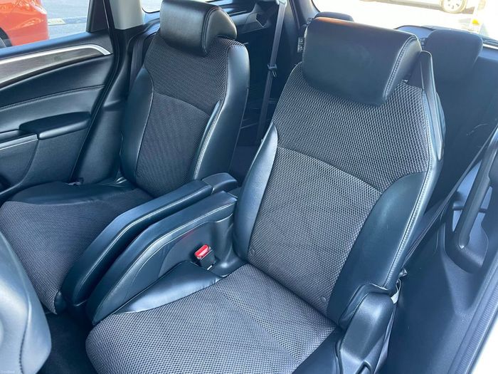 Honda Jade 2015