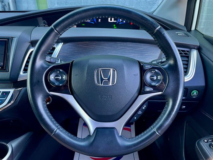 Honda Jade 2015