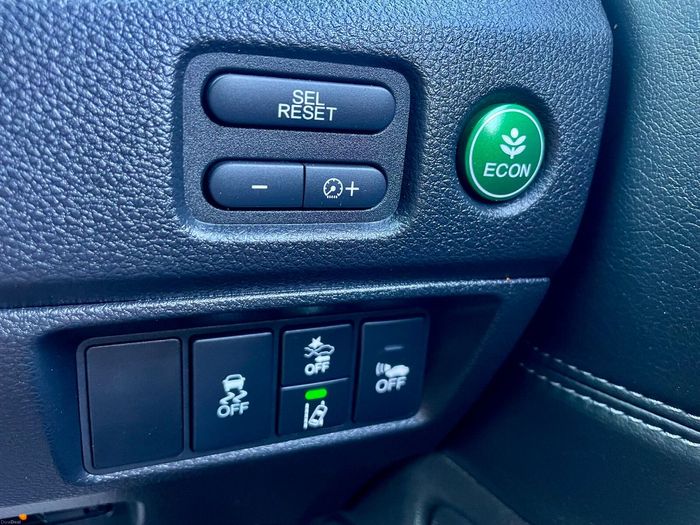 Honda Jade 2015