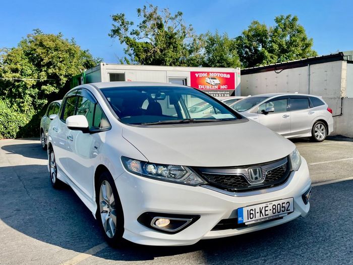 Honda Jade 2016