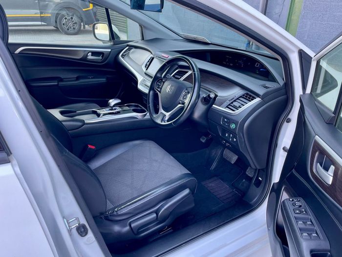 Honda Jade 2016