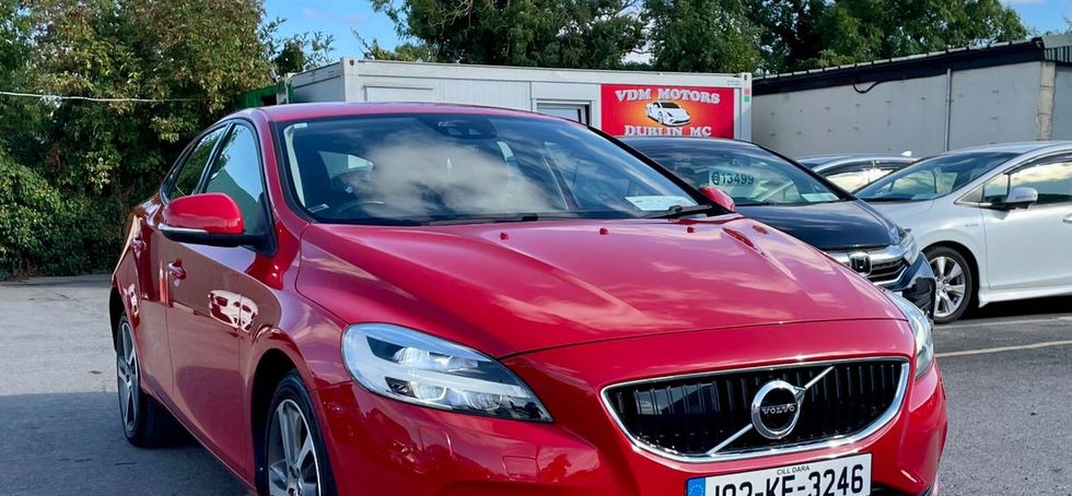 Volvo V40 2018