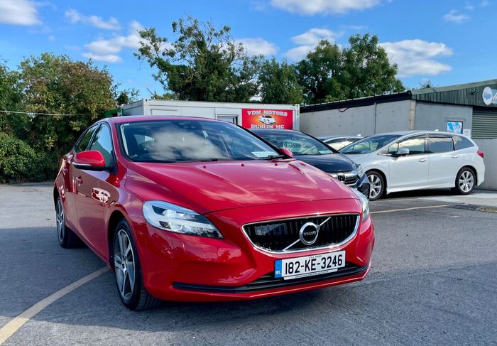 Volvo V40 2018