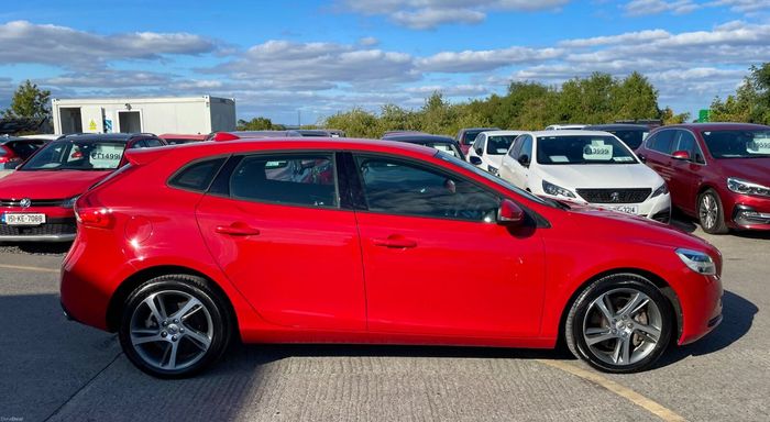 Volvo V40 2018
