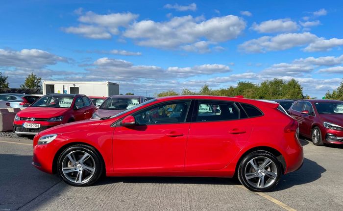 Volvo V40 2018
