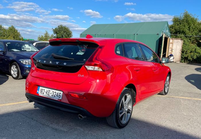Volvo V40 2018