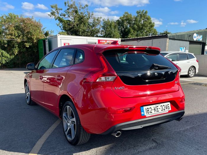 Volvo V40 2018