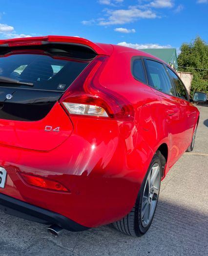 Volvo V40 2018