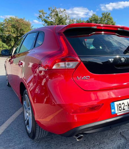 Volvo V40 2018