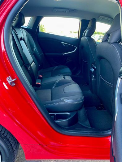 Volvo V40 2018