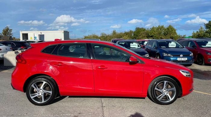 Volvo V40 2016