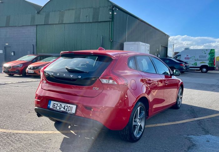 Volvo V40 2016