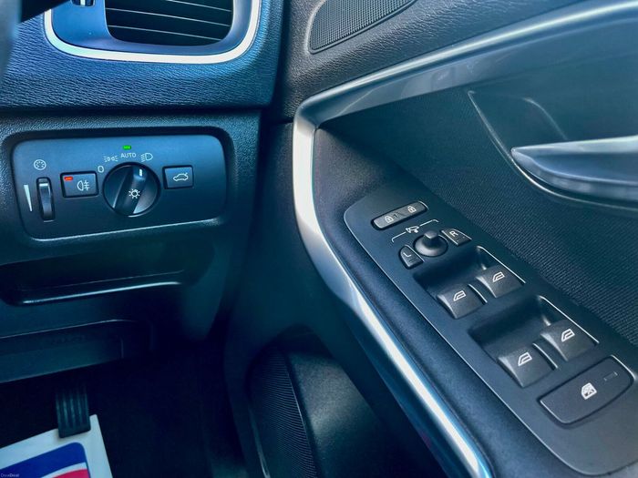 Volvo V40 2016