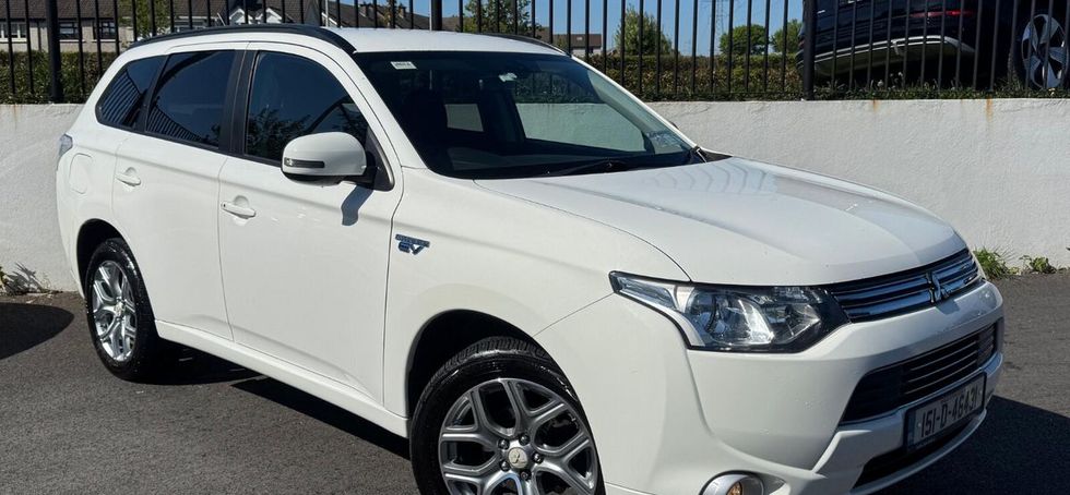 Mitsubishi Outlander 2015