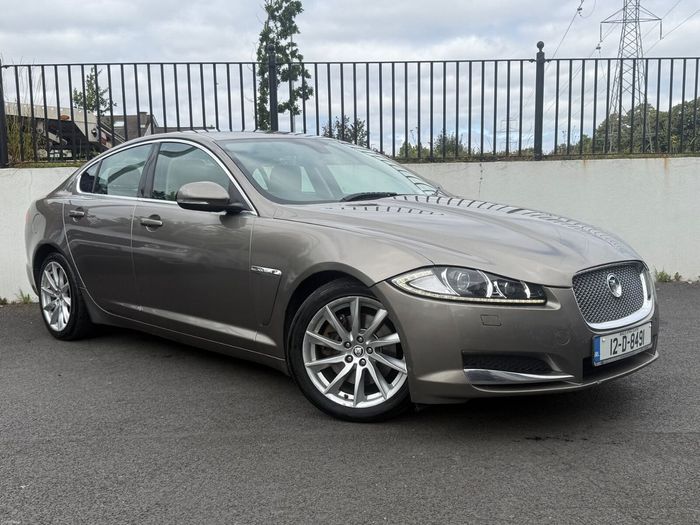 Jaguar XF 2012