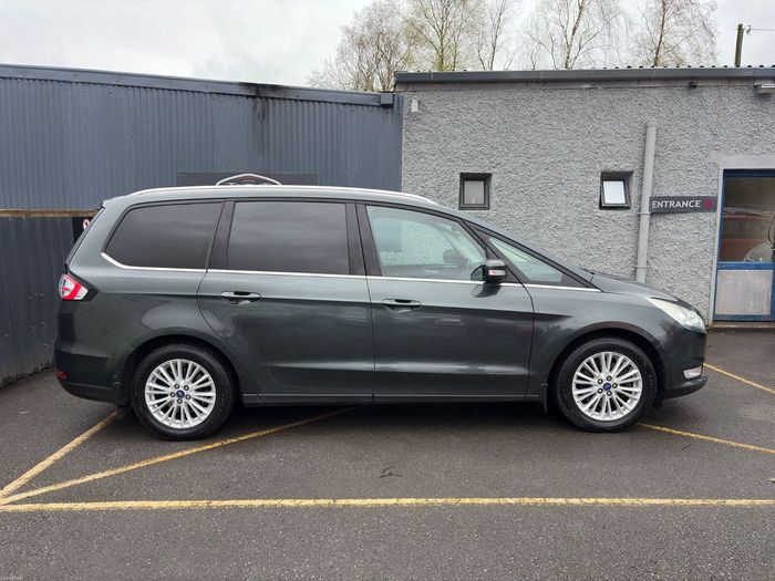 Ford Galaxy 2016