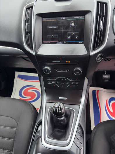 Ford Galaxy 2016