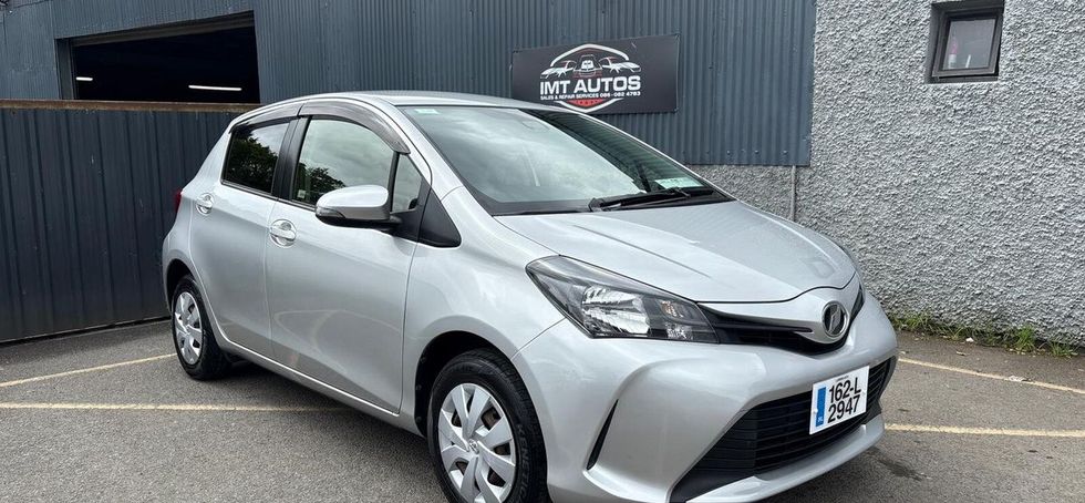 Toyota Vitz 2016