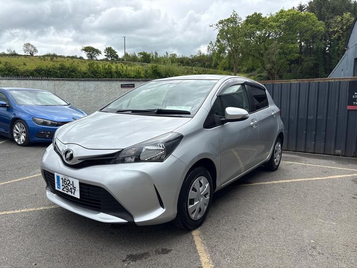 Toyota Vitz 2016