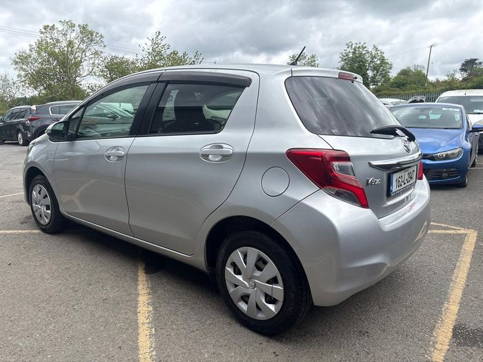 Toyota Vitz 2016